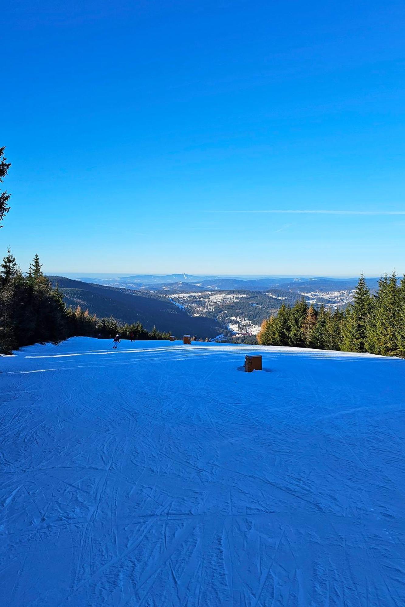 Enjoyharrachov: Sunny Studio with Mountain Views and Entertainment Exterior photo